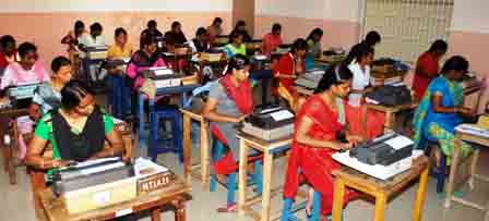 பெரம்பலூரில் தட்டச்சு தேர்வுகள் தொடங்கியது: 1459 பேர் பங்கேற்பு