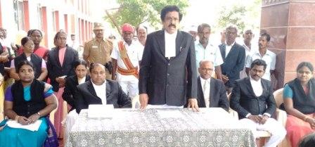 பெரம்பலூர் நீதிமன்றத்தில் சட்ட உதவி மையம் : நீதிபதி பாலராஜமாணிக்கம் தொடங்கி வைத்தார்.