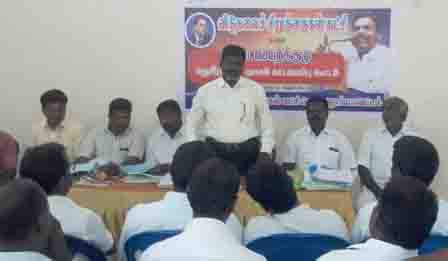 இரவு பகலாக நடக்கும் மணல் கொள்ளையை தடுத்து நிறுத்த கோரி பெரம்பலூர் வி.சி.க தீர்மானம்