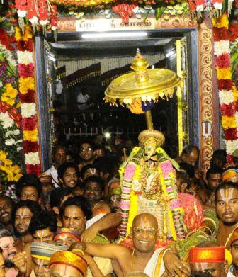 வைகுண்ட ஏகாதசி திருவிழா ! பெரம்பலூர் மாவட்டத்தில் லட்சக்கணக்கானோர் கலந்து கொண்டனர்.