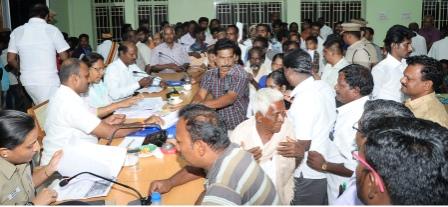 தாழ்த்தப்பட்டவர்களுக்கு அரசு செயல்படுத்தும் திட்டங்கள் குறித்து பெரம்பலூரில் ஆய்வுக்கூட்டம்