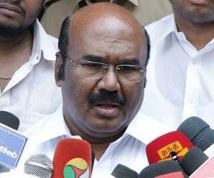 ஜெயலலிதா மீது வழக்கு போட்ட திமுகவினருக்கு மனசாட்சி இருக்கிறதா? அமைச்சர் ஜெயக்குமார் கேள்வி