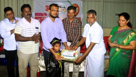 சிறுவாச்சூர் ஆல்மைட்டி வித்யாலயா பள்ளியில் மூன்றாம் ஆண்டு மழலையர் பட்டமளிப்பு விழா