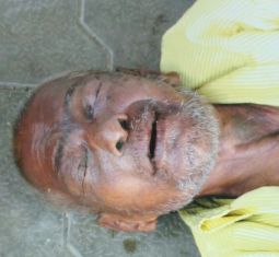 பெரம்பலூர் புதிய பேருந்து நிலையம் அருகே அடையாளம் தெரியாத ஆண் சடலம் போலீசார் விசாரணை