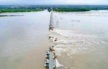 காவிரி – கொள்ளிடம் மேலணை உடைப்புக்கு மணல் கொள்ளையே காரணம்: அன்புமணி எம்.பி
