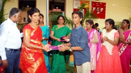 பெரம்பலூர் – சிறுவாச்சூர் ஆல்மைட்டி வித்யாலயா பள்ளியில் ஆசிரியர் தின விழா