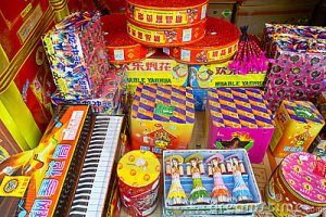 தீபாவளி; தற்காலிக பட்டாசு கடைளுக்கு லைசென்ஸ் ; பெரம்பலூர் கலெக்டர் வே.சாந்தா தகவல்!