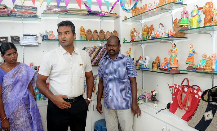 மதி அங்காடி அமைக்க மகளிர் சுய உதவிக் குழுவினர் விண்ணப்பிக்கலாம்: பெரம்பலூர் கலெக்டர் தகவல்!