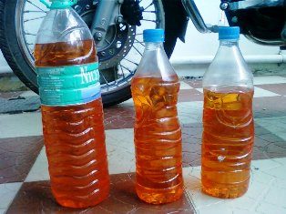 பெரம்பலூர் கலெக்டர் அலுவலகத்தில் வாலிபர் பெட்ரோல் ஊற்றிக் கொண்டு தீக்குளிக்க முயற்சி!