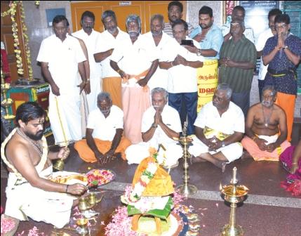 நாமக்கல் ஸ்ரீஐயப்பன் கோவிலில் 53ம் ஆண்டு விழா துவக்கம்: சிறப்பு பூஜைகள் நடந்தது