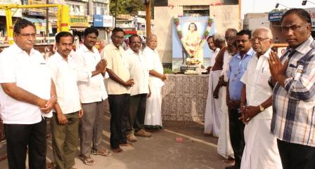 நாமக்கல்லில் தியாகராஜபாகவதரின் 59வது நினைவு நாள் நிகழ்ச்சி : படத்திற்கு மலர்தூவி மரியாதை