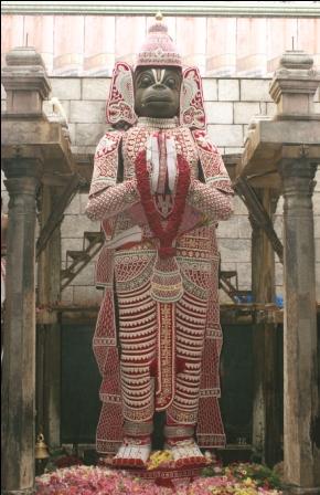 கார்த்திகை பவுர்ணமி : நாமக்கல் ஸ்ரீஆஞ்சநேயர் சுவாமிக்கு முத்தங்கி அலங்காரம்