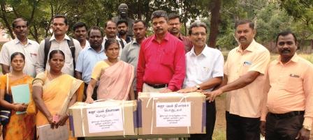 நாமக்கல், அரசு கல்லூரி இளைஞர் செஞ்சிலுவை சங்கம் சார்பில் கஜா புயல் நிவாரணம்