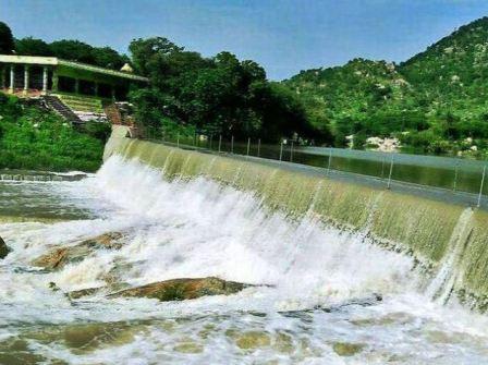 பாலாற்றில் 21 தடுப்பணைகள் : ஆந்திர சதியை தமிழகம் முறியடிக்க வேண்டும்! அன்புமணி எம்.பி