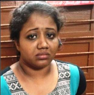 கள்ளக்காதலால் தனது இரு குழந்தைகளுக்கு விஷம் கொடுத்து கொன்ற அபிராமிக்கு நீதிமன்றம் ஜாமீன் மறுப்பு