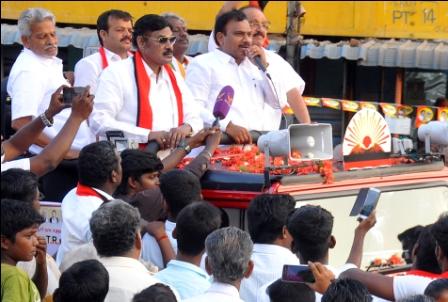 கிடப்பில் உள்ள திமுக திட்டங்கள் புத்துயிர் பெற பாரிவேந்தரை வெற்றி பெற செய்யுங்கள்! ஆ .ராஜா பரப்புரை