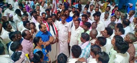 அமமுக சிதம்பரம் தொகுதி வேட்பாளர் ஆ.இளவரசன், பெரம்பலூர் மாவட்ட கட்சி நிர்வாகிகளுடன் சந்திப்பு