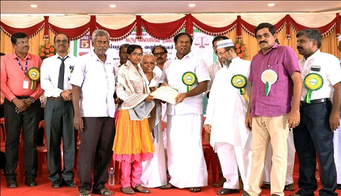 தமிழக அரசு வணிகர் நல வாரியத்தை செயல்படுத்த, பெரம்பலூர் வணிகர் சங்க மாநாட்டில் தீர்மானம்