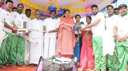 பெரம்பலூர் அருகே உள்ள செட்டிக்குளத்தில், தமிழ்நாடு அரசின் அம்மா இளைஞர் விளையாட்டு போட்டிகள் தொடக்கம்