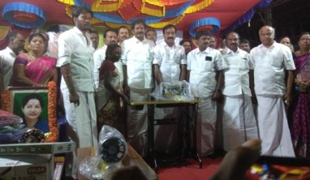 முன்னாள் முதலமைச்சர் ஜெ.ஜெயலலிதா பிறந்த நாள் விழா: பெரம்பலூர் நகர அதிமுக சார்பில் ஆயிரம் நபர்களுக்கு நலத்திட்ட உதவிகள்!