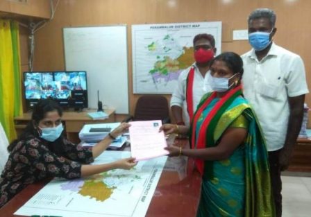 புதிய தமிழகம் கட்சி சார்பில், பெரம்பலூர் தொகுதி வேட்பாளராக ராதிகா வேட்பு மனு தாக்கல்!