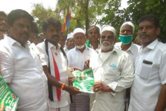 வாக்கு சேகரித்த பெரம்பலூர் தொகுதி வேட்பாளர் எம்.எல்.ஏ தமிழ்ச்செல்வனுக்கு, இஸ்லாமிய பெண்கள் வாழ்த்து!