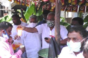பெரம்பலூர் நகர திமுக சார்பில் தண்ணீர் பந்தல்!