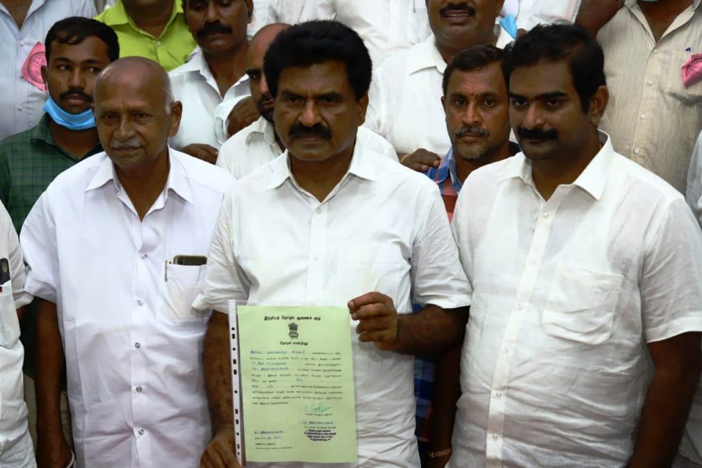 கொ.ம.தே.க நிறுவனர் ஈ.ஆர்.ஈஸ்வரன் திருச்செங்கோடு தொகுதியில் வெற்றி: தொழிலதிபர் டத்தோ.எஸ்.பிரகதீஸ்குமார் வாழ்த்து!