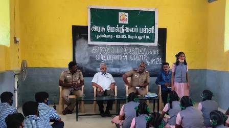 காவல்துறை சார்பில், சாலை பாதுகாப்பு குறித்து மாணவர்களுக்கு. விழிப்புணர்வு நிகழ்ச்சி!
