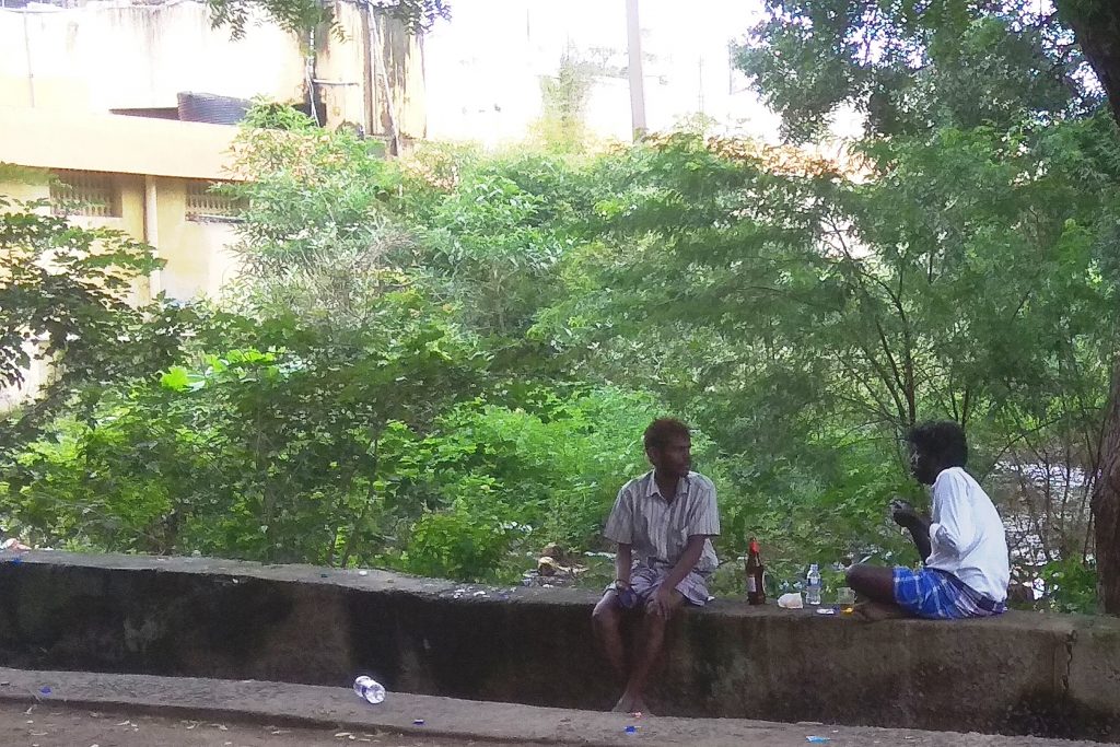திறந்த வெளி பார் ஆகும், பெரம்பலூர் புதிய பேருந்து நிலையம்!