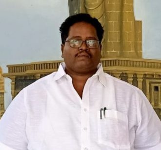 பெரம்பலூர் அருகே கத்தியை காட்டி மிரட்டி பாலியல் தொந்தரவு! அதிமுக பிரமுகர் கைது!
