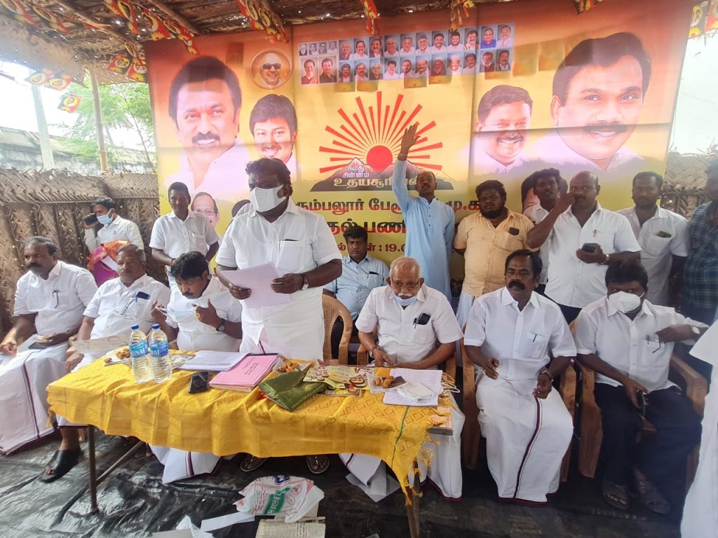 குரும்பலூர் பேரூராட்சி தி.மு.க. வேட்பாளர்கள் அறிமுக கூட்டம்; அமைச்சர் சிவசங்கர் கலந்து கொண்டார்!