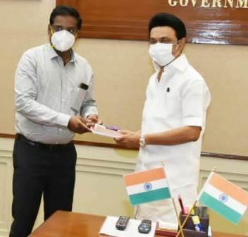 ஐ.ஏ.எஸ்., அதிகாரியாக பதவி உயர்வு; பெரம்பலுார் மாவட்ட சேர்ந்தவர் முதல்வரிடம் வாழ்த்து!