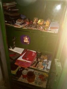 பெரம்பலூர் அருகே வீட்டில் துணிகர திருட்டு: கூச்சலிட்டவரின் கையை, கத்தியால் கிழித்த கொள்ளையர்கள்!