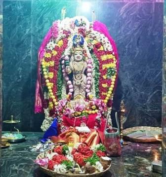 ஆடி முதல் வெள்ளி சிறப்பு பூஜை : பூலாம்பாடி திரவுபதி அம்மன் கோவிலில், தொழிலபதிபர் டத்தோ பிரகதீஸ்குமார் உள்பட ஆயிரத்திற்கும் மேற்பட்டோர் வழிபாடு!
