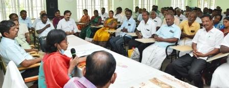 நியாய விலை கடை விற்பனையாளர்களுடன் பெரம்பலூர் கலெக்டர் ஆலோசனை கூட்டம் !