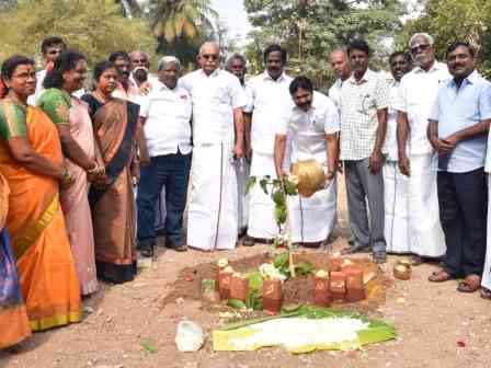 பெரம்பலூர் ஊராட்சி ஒன்றிய அலுவலகத்திற்கு ரூ 3.42 கோடி மதிப்பில் புதிய கட்டிடம்; எம்.எல்.ஏ பிரபாகரன் பூமி பூஜையில் கலந்து கொண்டார்!