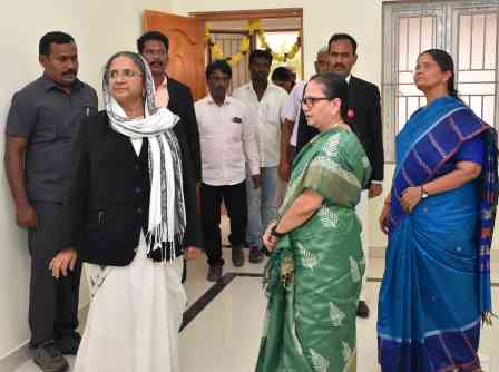 பெரம்பலூரில், ரூ.2.63 கோடி மதிப்பில், நீதிபதிகளுக்கான குடியிருப்புகள்; சென்னை உயர்நீதிமன்ற நீதிபதி என்.மாலா திறந்து வைத்தார்!