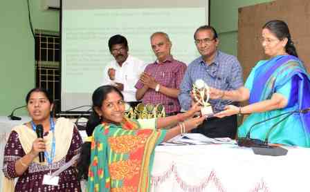 சிறந்த பெண் தொழில் முனைவோருக்கான கேடயங்கள்; பெரம்பலூர் கலெக்டர் வழங்கினார்!
