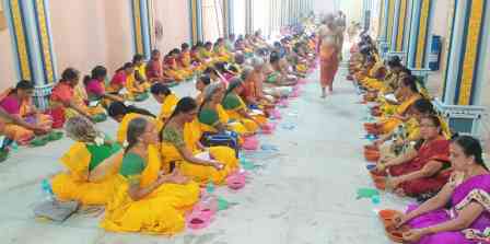 சித்திரை பவுர்ணமி விழா: சிறுவாச்சூர் மதுரகாளிஅம்மன் கோவிலில் சித்திரை பவுர்ணமி விழா ஸ்ரீசண்டி மஞ்சரி மகா ஹோமத்துடன் தொடங்கியது!