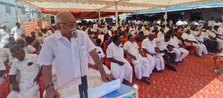 மத்திய அரசு, தமிழக கவர்னரை கண்டித்து பெரம்பலூரில் திமுக உண்ணாவிரதம், சுமார் 2 ஆயிரம் பேர் பங்கேற்பு!