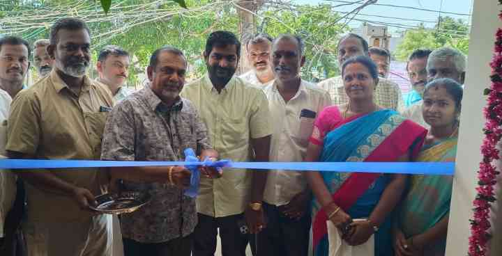 பூலாம்பாடியில் புதிய காய்கறி மார்க்கெட் அலுவலகம் ; தொழிலதிபர்கள் திறந்து வைத்தனர்!