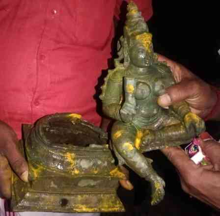 பெரம்பலூர் அருகே வெண்கல சிலை கண்டெடுப்பு: வருவாய்த்துறையினர் மற்றும் போலீசார் விசாரணை!