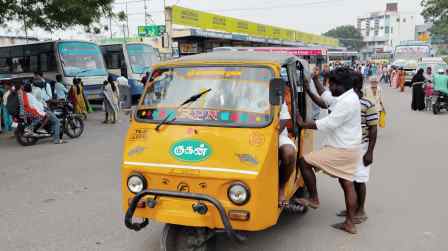 பெரம்பலூர் புதிய பேருந்து நிலையத்தில் விதிகளை மீறி செல்லும் ஷேர் ஆட்டோக்கள்; பஸ் டிரைவர்கள் பயணிகள் அவதி!