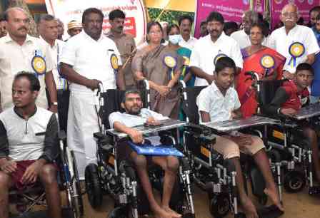 பெரம்பலூர்: மாற்றுத்திறனாளிகளுக்கு நலத்திட்ட உதவிகள் அமைச்சர் சிவசங்கர் வழங்கினார்