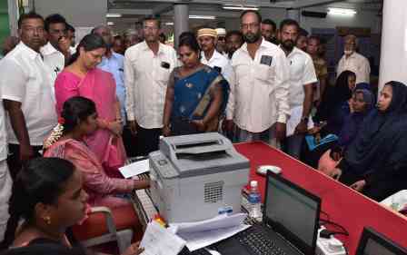 பெரம்பலூர்: லப்பைக்குடிக்காட்டில் ”மக்களுடன் முதல்வர்“ திட்டம்; கலெக்டர் கற்பகம் ஆய்வு!