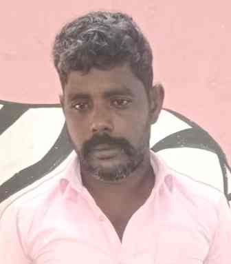 வீட்டில் சாராயம் காய்ச்சியவர், கள்ளக்காதலியால், கூட்டாளியுடன் பெரம்பலூர் போலீசில் சிக்கினார்!