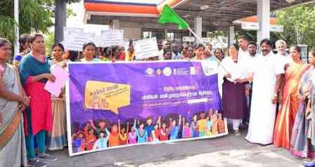 பாலின வன்கொடுமைக்கு எதிரான விழிப்புணர்வு பேரணி; கலெக்டர் தொடங்கி வைத்தார்.