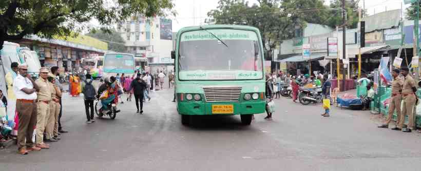 தொழிலாளர்களின் பணத்தை கேட்டு ஸ்டிரைக்; பெரம்பலூரில் 100 சதவீத பஸ்கள் இயக்கம்!