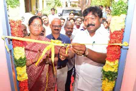 பெரம்பலூரில் சிறுதானிய சிற்றுண்டி விற்பனை அங்காடி ; எம்.எல்.ஏ பிரபாகரன் திறந்து வைத்தார்!